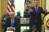 Трамп і його міністр війни пообіцяли прибрати з армії "товстих і бороданів"