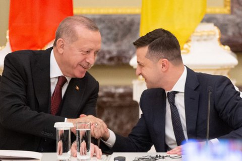 Эрдоган поздравил Зеленского с Днем независимости и пригласил в Турцию