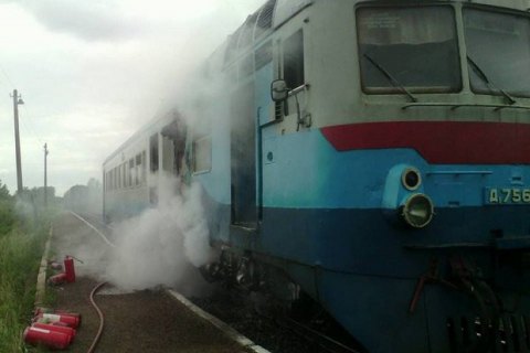 В Закарпатской области горел вагон пригородного поезда
