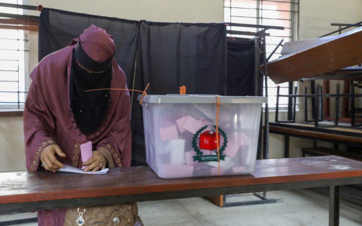 У Бангладеш відбулися перші вибори після повалення режиму Хасіни, перемогли націоналісти