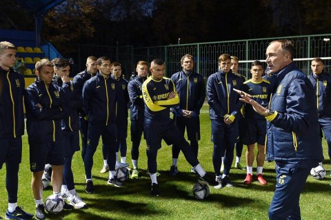 Перед відбірковими матчами ЧС-2022 збірна України втратила ще трьох футболістів