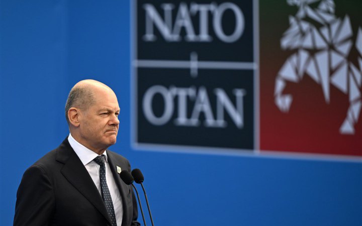 Шольц: блок НАТО має показати Росії, що "готовий захищати кожен квадратний дюйм" своєї території