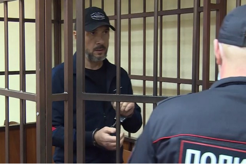Українець отримав майже 3,5 роки тюрми в Росії за обвинуваченням у спробі контрабанди частин ЗРК
