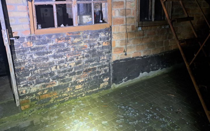 На Дніпропетровщині двоє чоловіків постраждали через російську атаку