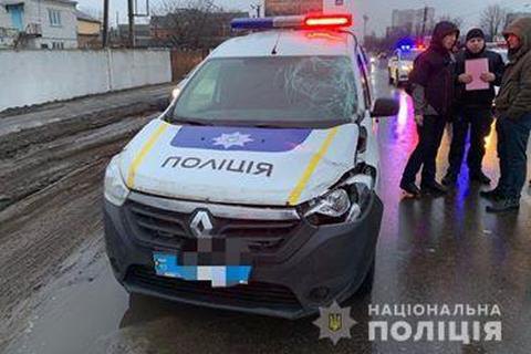 Полицейский автомобиль насмерть сбил мужчину в Борисполе