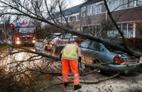 У Нідерландах вирує шторм “Белла”, оголошено жовтий рівень небезпеки