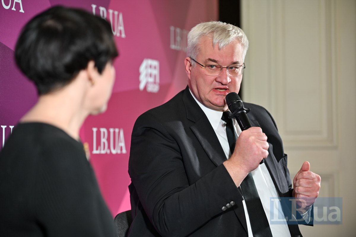 міністр закордонних справ України Андрій Сибіга і шеф-редакторка LB.ua Cоня Кошкіна