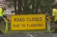 Австралия страдает от наводнения и жары
