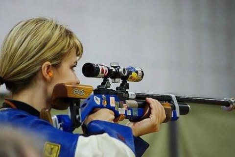 Украинка Авраменко завоевала бронзовую медаль на чемпионате мира по стрельбе