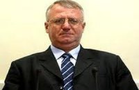 Гаагский трибунал приговорил сербского политика Шешеля к полутора годам за неуважение к суду