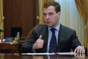 Медведєв засумнівався в грамотності вкладників МММ