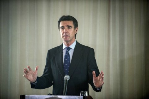 Министр промышленности Испании ушел в отставку из-за "Панамских документов"