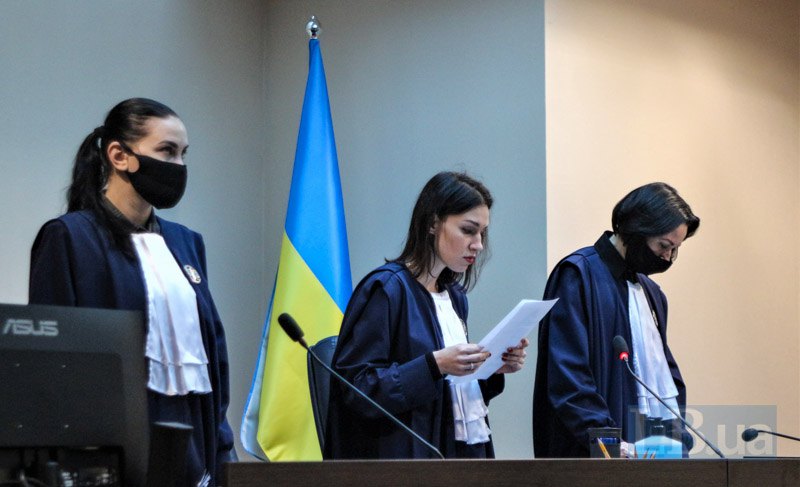 Колегія суддів у складі Тетяни Гавриленко, Катерини Сікори та Олени Танасевич (зліва направо)