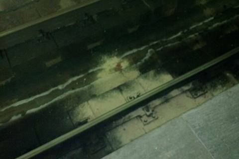 У київському метро чоловік потрапив під колеса поїзда