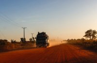 У Нігерії звільнили з полону ще 130 дітей майже через місяць після викрадення зі школи