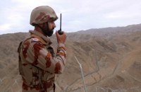 У Пакистані унаслідок теракту смертника загинули 16 військових, десятки людей поранені