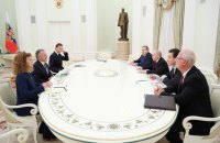 Росія погодилася взяти участь у тристоронній зустрічі в ОАЕ