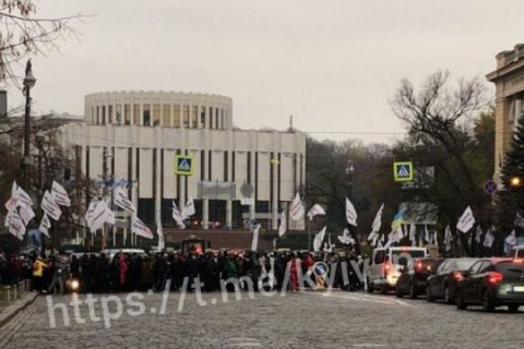 Полиция усилила охрану в центре Киева из-за митингов
