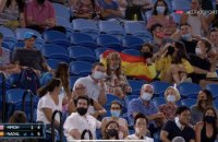 Під час матчу Australian Open уболівальниця на трибуні показала Надалю середній палець - Рафаеля це лише розсмішило