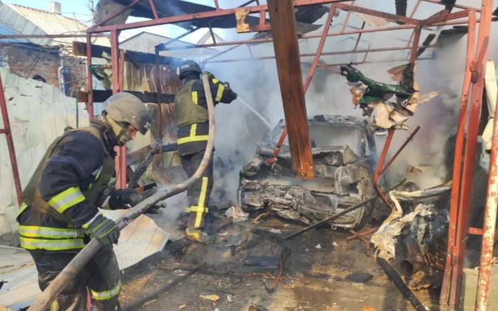 На Дніпропетровщині внаслідок сьогоднішніх обстрілів двоє людей дістали поранень