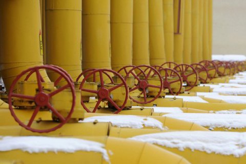 "Газпром" знизив транзит газу через Україну на третину