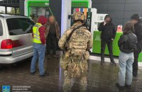 На Тернопільщині викрили ділків, які влаштовували втечі з військових частин і трансфер за кордон 