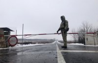 Бойовики блокують рух через п’ять КПВВ на Донбасі