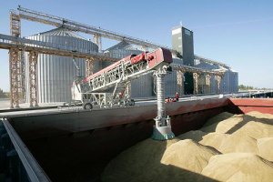 Экспорт зерна из Украины вырос в полтора раза