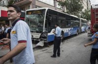 У Туреччині автобус врізався в натовп