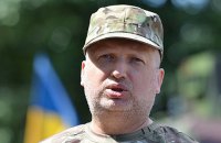 Турчинов: Украина пока не может отказаться от призыва на срочную военную службу