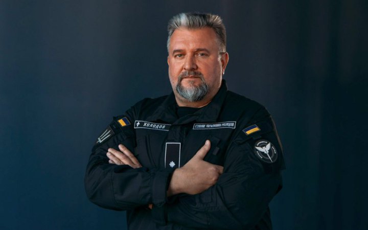 Капелан Костянтин Холодов: «Те, що священник приїхав у підрозділ, не значить, що всі біжать сповідатися. Довіру треба заслужити» 