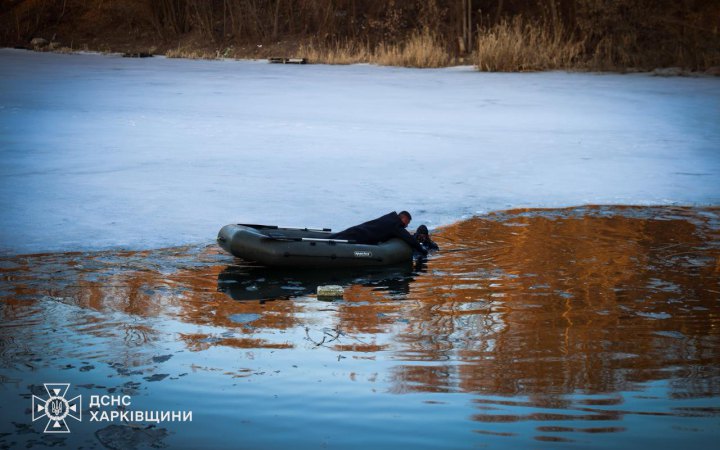 У Харкові двоє дітей загинули провалившись під кригу (оновлено)