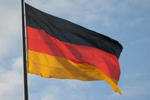 Восточная Германия требует от властей триллион евро