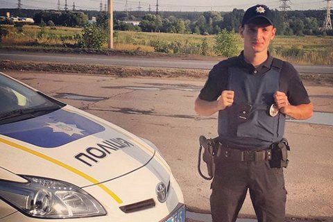 Бывший патрульный из Харькова под следствием сбежал в Россию и получил там паспорт