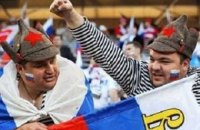 На ЧМ в Будапеште россиян заставили снять футболки с символикой СССР 
