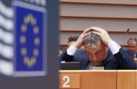 Прем'єр Угорщини Орбан залишив зал під час ухвалення рішення про початок переговорів про вступ України до ЄС