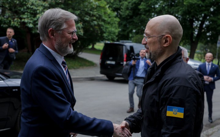 Шмигаль і Фіала домовилися про співпрацю у підготовці українських пілотів F-16