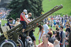Киев не обойдется без военной техники на День Победы