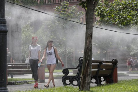 Июнь в Киеве стал одним из самых жарких в истории наблюдений