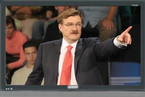 ТБ: чи повинна бути політика на футбольному стадіоні?