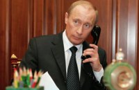 Путин созвонился с Меркель и Олландом из-за Донбасса