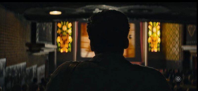 Кадр з фільму 'Таємний агент'.