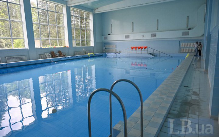 МОЗ: для відвідування басейну не потрібні ніякі медичні довідки