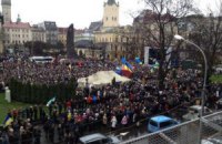 Во Львове и Ивано-Франковске продолжается Евромайдан