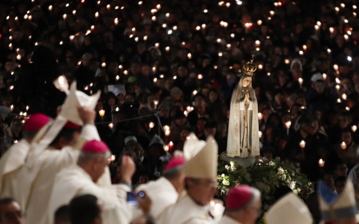 270 тисяч паломників приїхали до святині Фатіми у Португалії