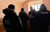 Експосадовця міграційної служби в Одесі підозрюють у тому, що він не задекларував 13 млн грн