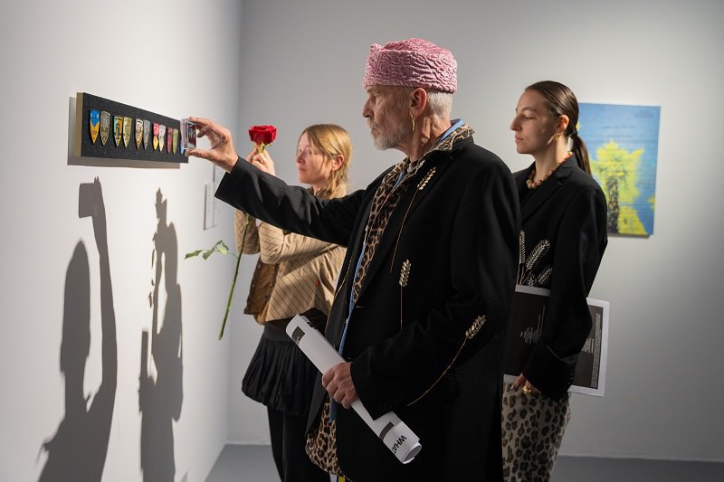 робота Рустема Скибіна “Кримськотатарська військова айдентика”