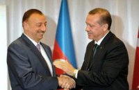 Азербайджан передал Турции ряд военных объектов 
