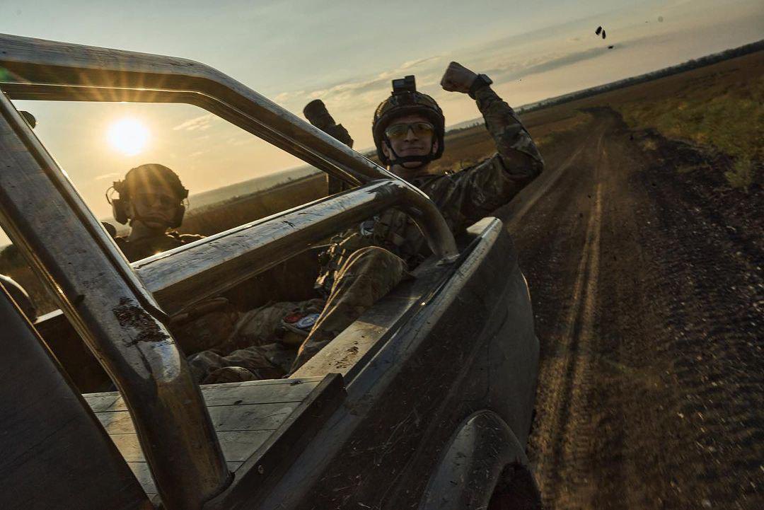 Захисники України.