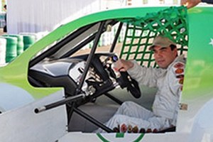 Президент Туркменистана "засветился" за рулем Bugatti Veyron